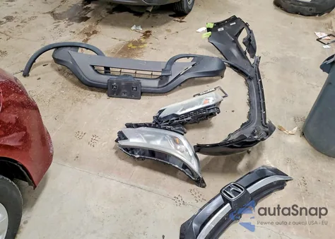 2015 Honda Cr-V Lx z USA, uszkodzony, nr VIN 2HKRM4H33FH691828